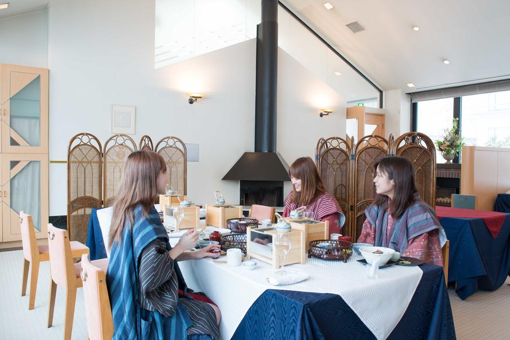 Auberge Suzukane Корияма Екстериор снимка